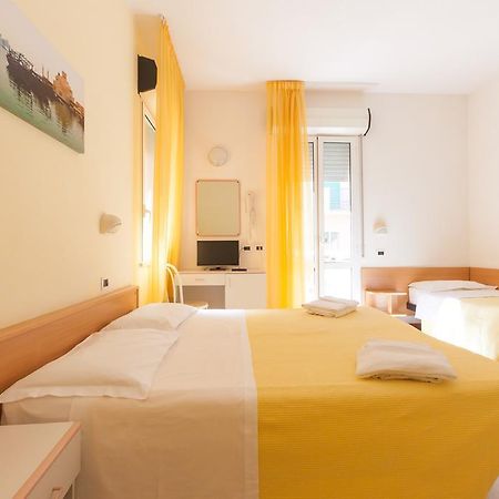 Hotel Paola Garden Bellariva Di Rimini Exterior foto
